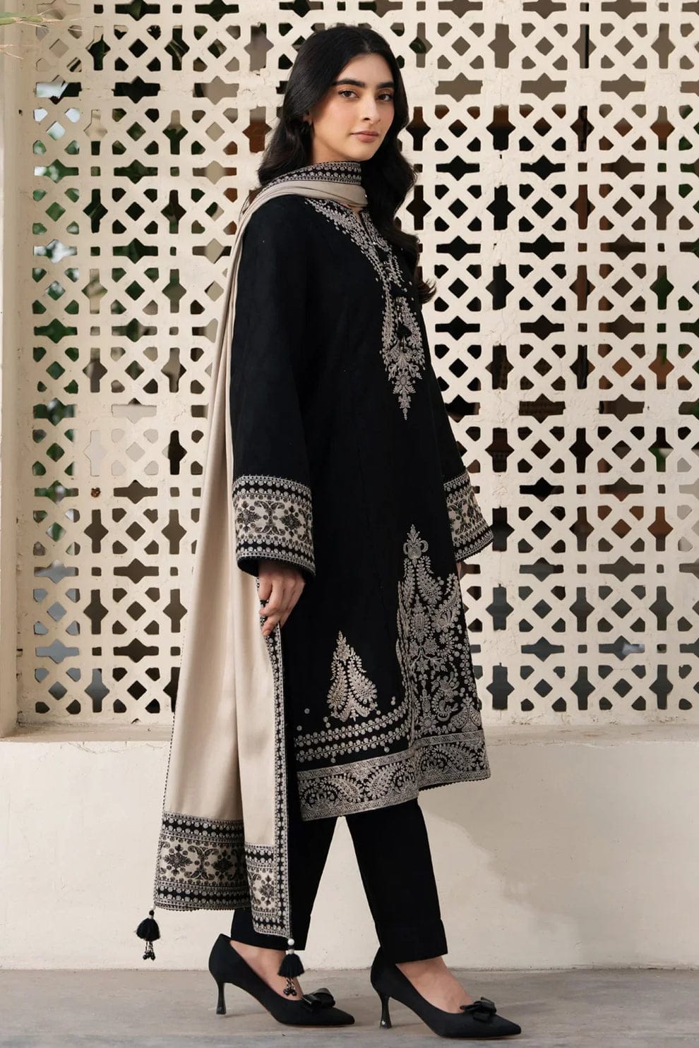 Bareeze Embroidered Lawn 3-Piece Suit - BL-028, view 1