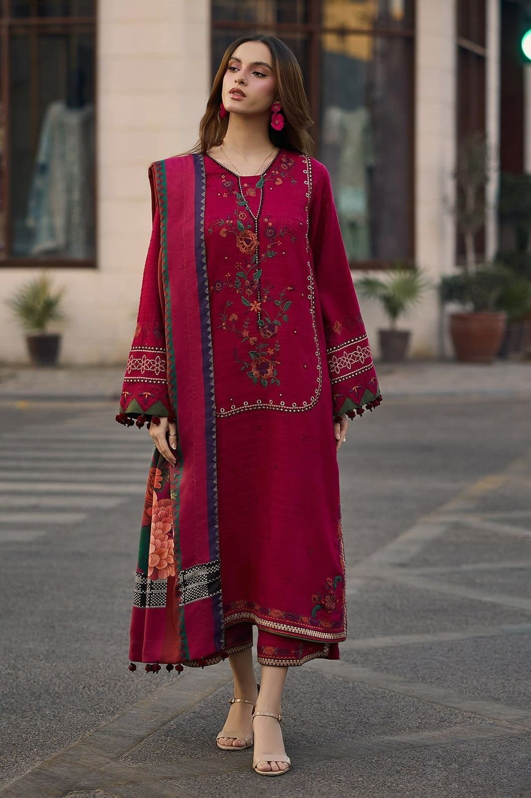 Bareeze Embroidered Lawn 3-Piece Suit - BL-032, view 1
