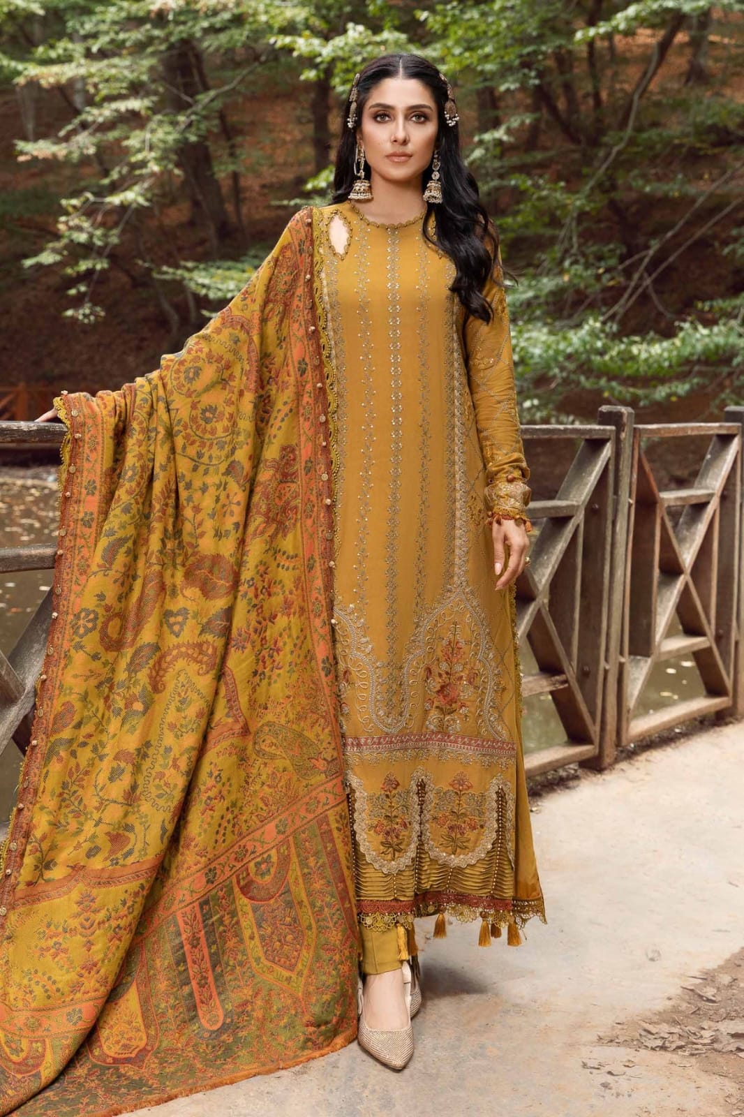 Bareeze Embroidered Lawn 3-Piece Suit - BL-033, view 1