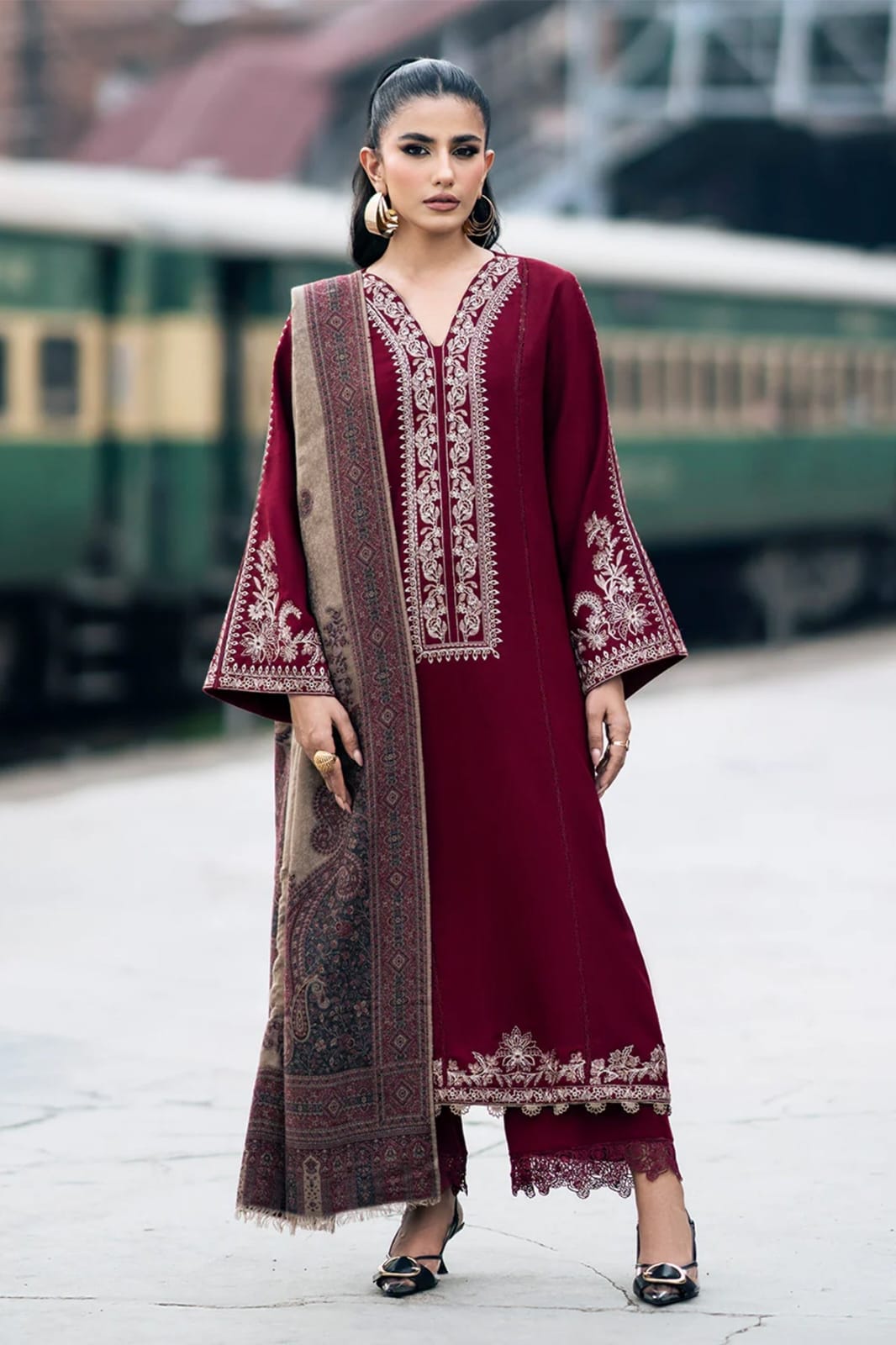 Bareeze Embroidered Lawn 3-Piece Suit - BL-048, view 1