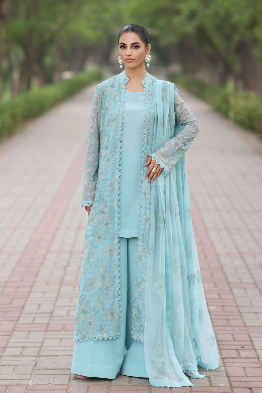 Bareeze Embroidered Lawn 3-Piece Suit - BL-079, view 1