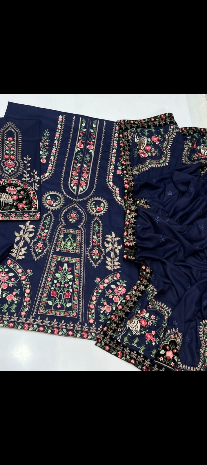 3pc-Embroidered-Dhanak D 35