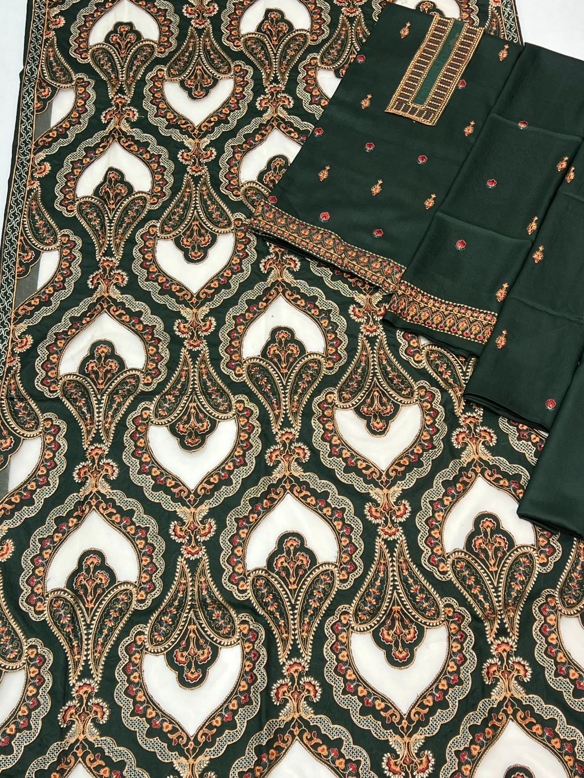 3pc-Embroidered-Dhanak D 31